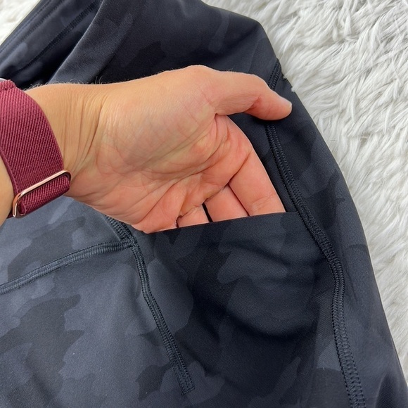 Lululemon Swift Speed High-Rise Crop 21" Heritage 365 Camo Deep Coal Multi - Picture 6 of 8